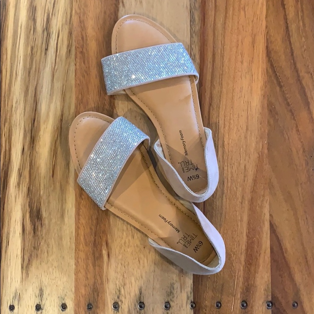 Like New Flats